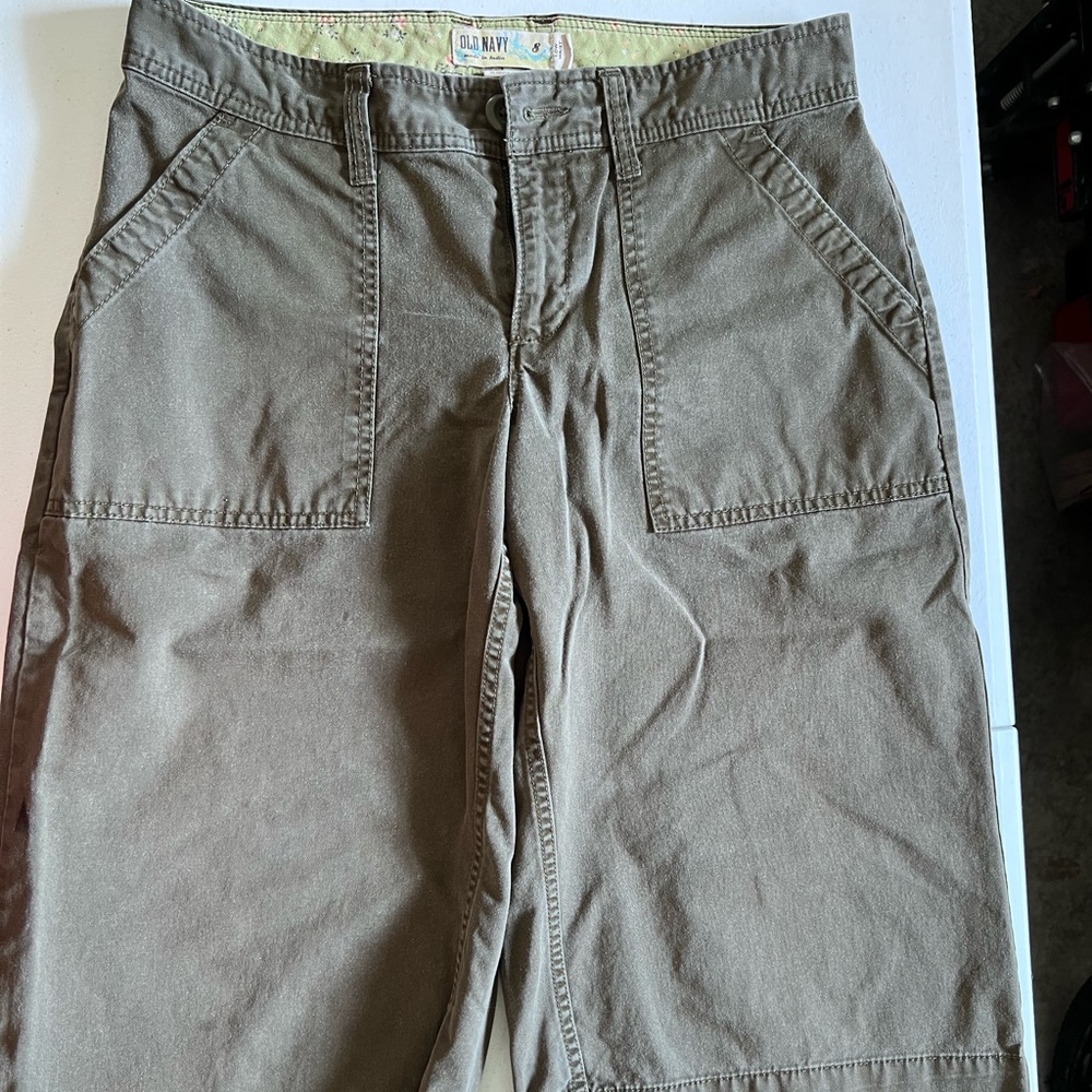 Old Navy Low Waist Wide Leg Capri Pant